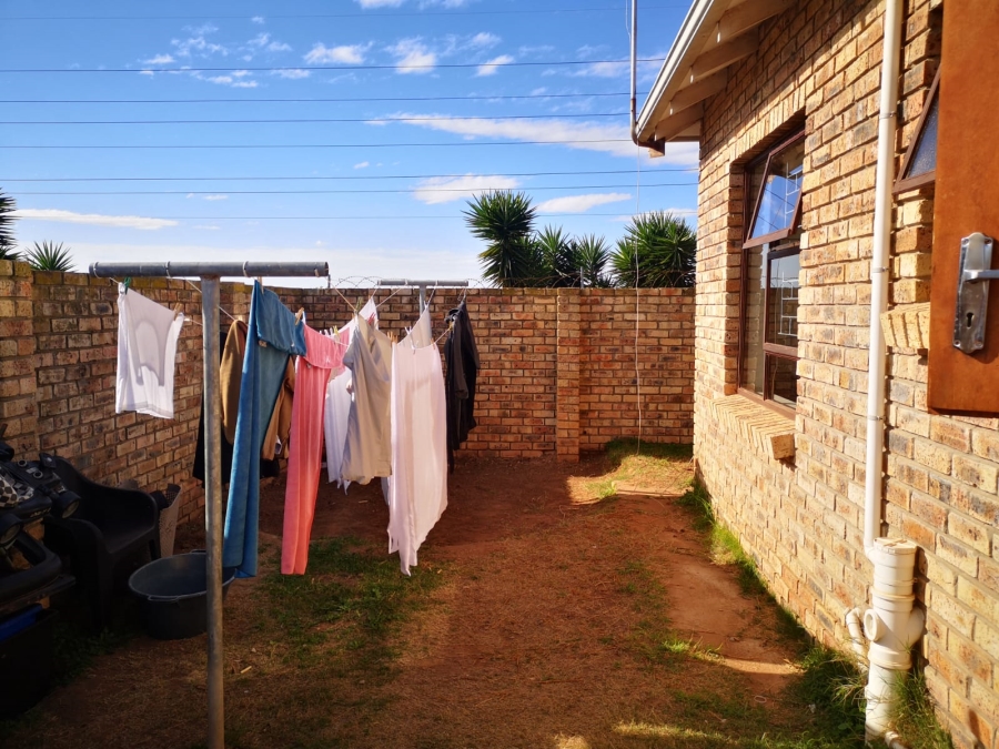 2 Bedroom Property for Sale in Campher Park Eastern Cape